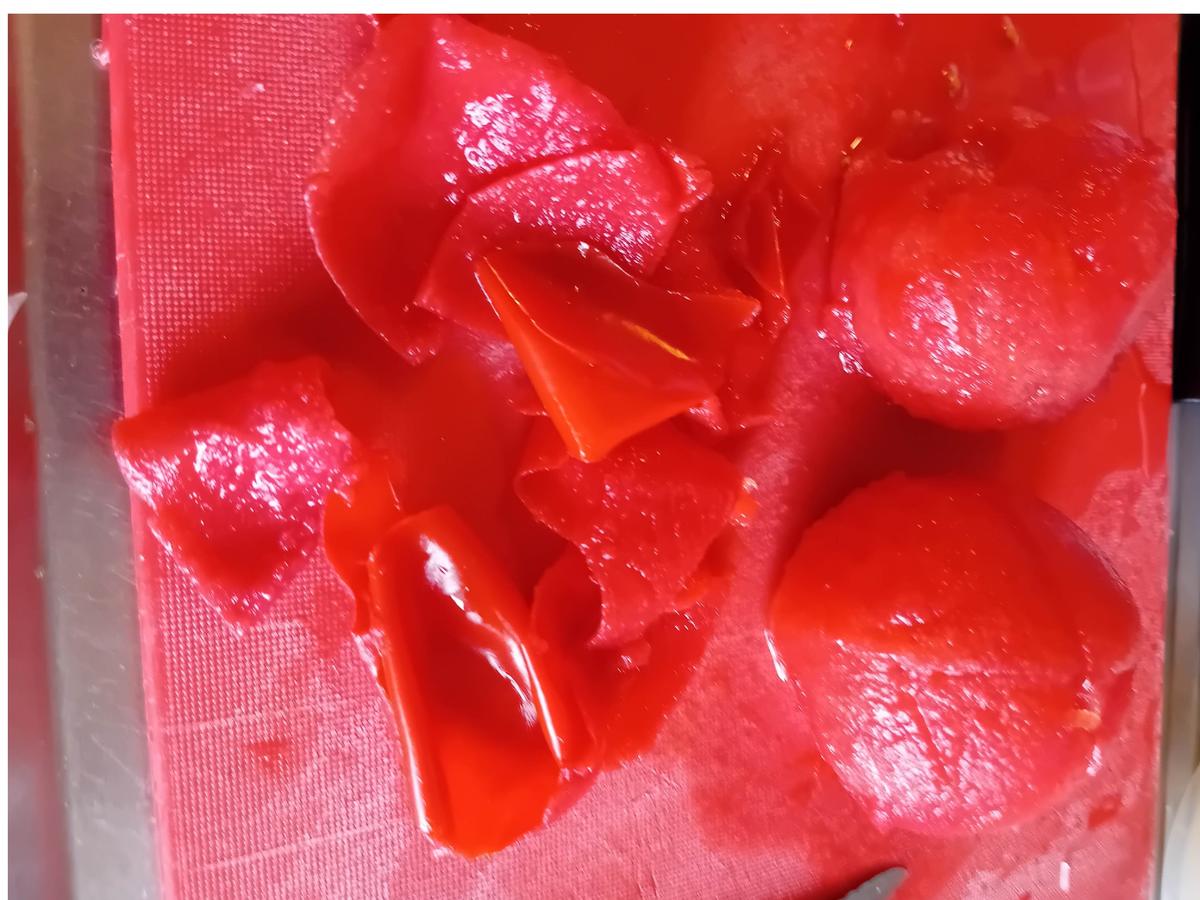 Asiatische Hühnersuppe mit Hähnchenfleisch, Tomaten, Eiern und Glasnudeln - Rezept - Bild Nr. 6