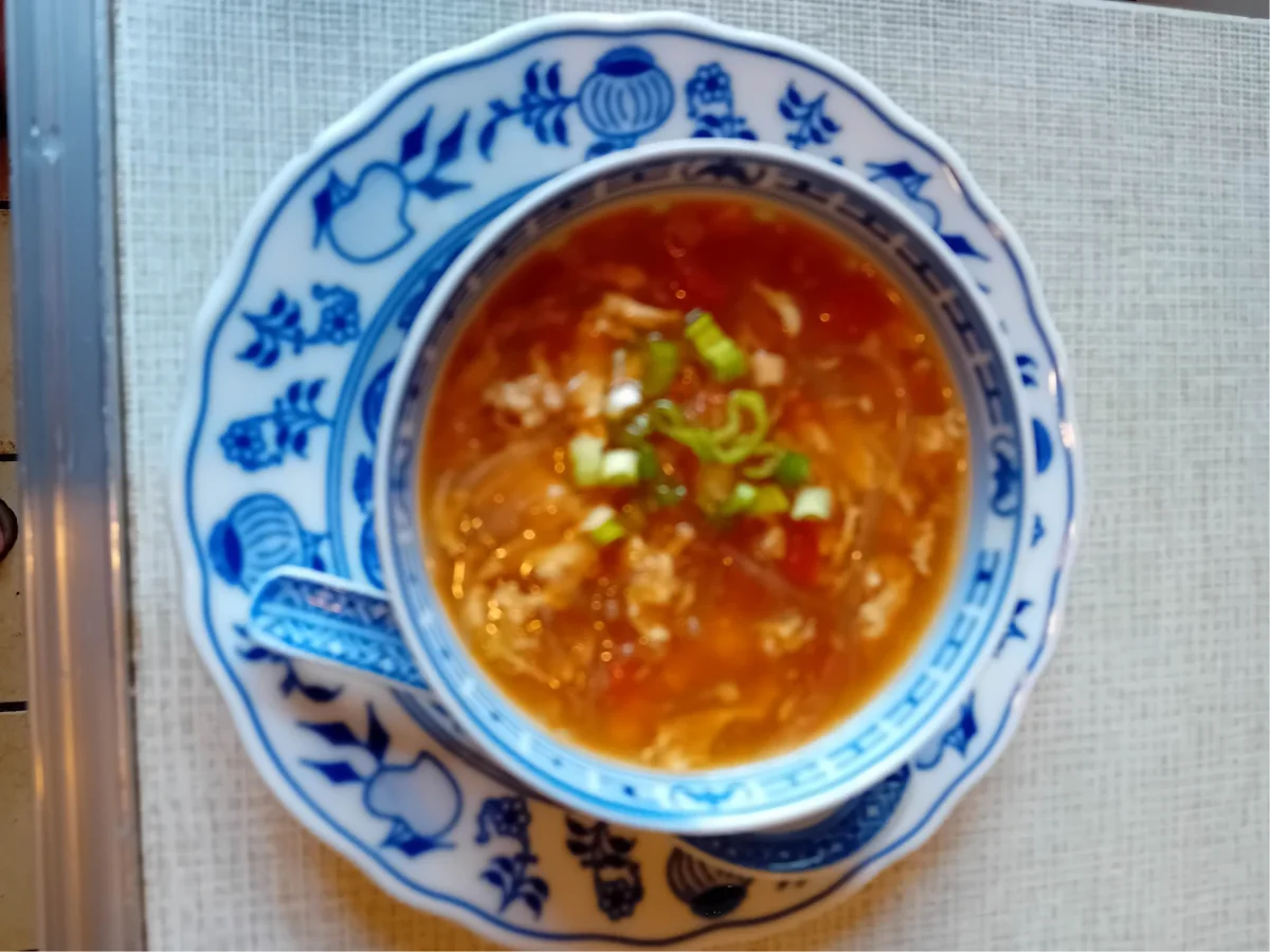 Asiatische Hühnersuppe mit Hähnchenfleisch, Tomaten, Eiern und Glasnudeln - Rezept - Bild Nr. 14