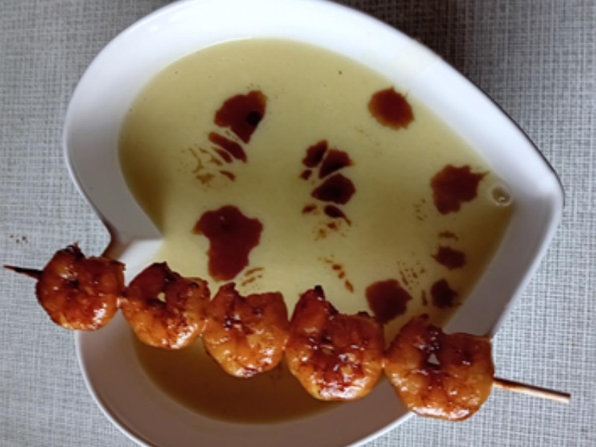 Samtige Kartoffelsuppe mit Garnelenspieß - Rezept - Bild Nr. 17455