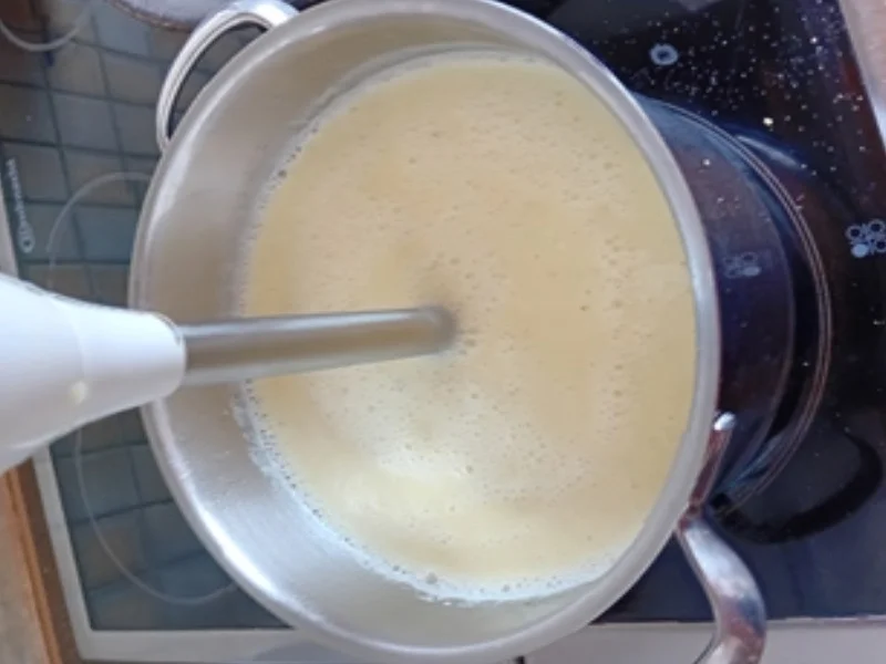 Rezept: Samtige Kartoffelsuppe mit Garnelenspieß Bild Nr. 17461 Samtige Kartoffelsuppe mit Garnelenspieß - Rezept - Bild Nr. 17461