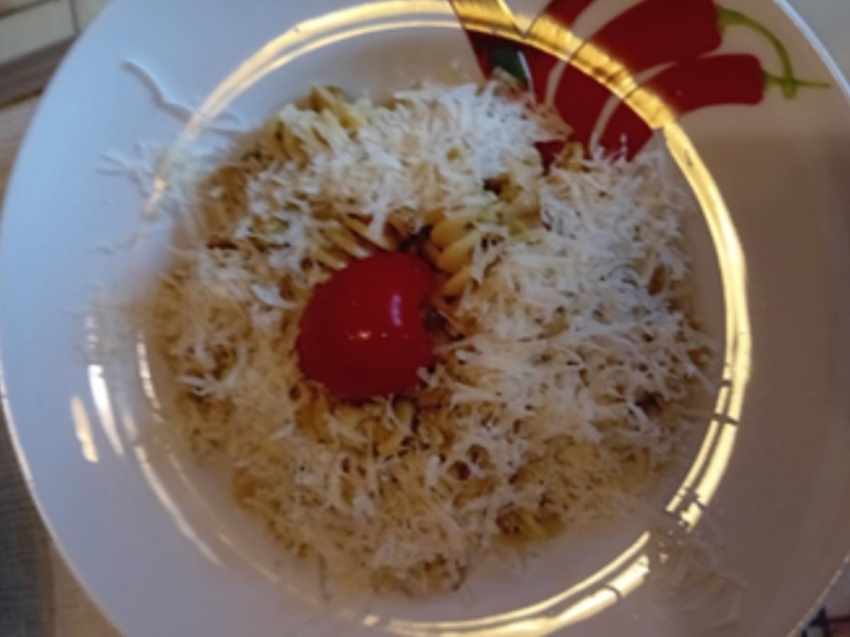 Fusilli-Pasta mit Steinpilzen - Rezept - Bild Nr. 12