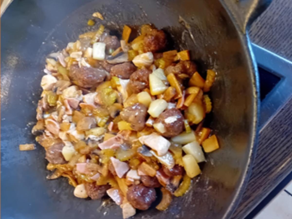 Chop-Suey mit Ananas und Basmatireis - Rezept - Bild Nr. 17