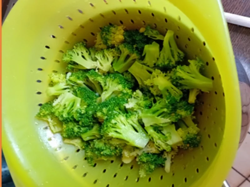 Nudeln nach Kanton-Art mit Brokkoli - Rezept - Bild Nr. 6