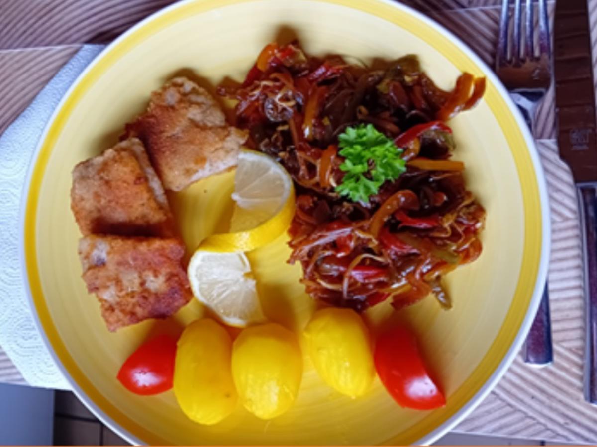 Alaska-Seelachsfilet gebraten mit Gemüsemix asiatischer Art und Drillingen - Rezept - Bild Nr. 17466