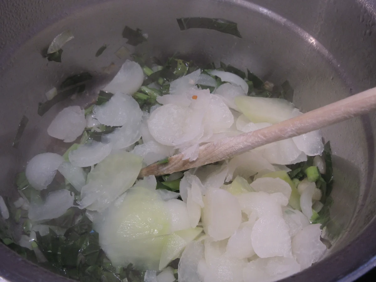 Gemüse: Gefüllte Kohlrabi - Rezept - Bild Nr. 17462