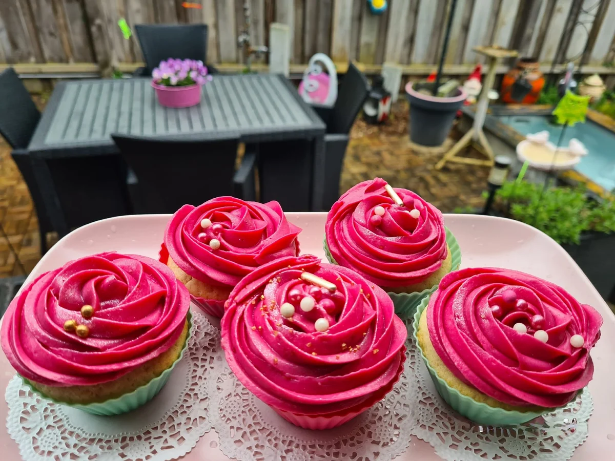 Rezept: Cupcakes mit Ahoibrause Bild Nr. 17455 Cupcakes mit Ahoibrause - Rezept - Bild Nr. 17455