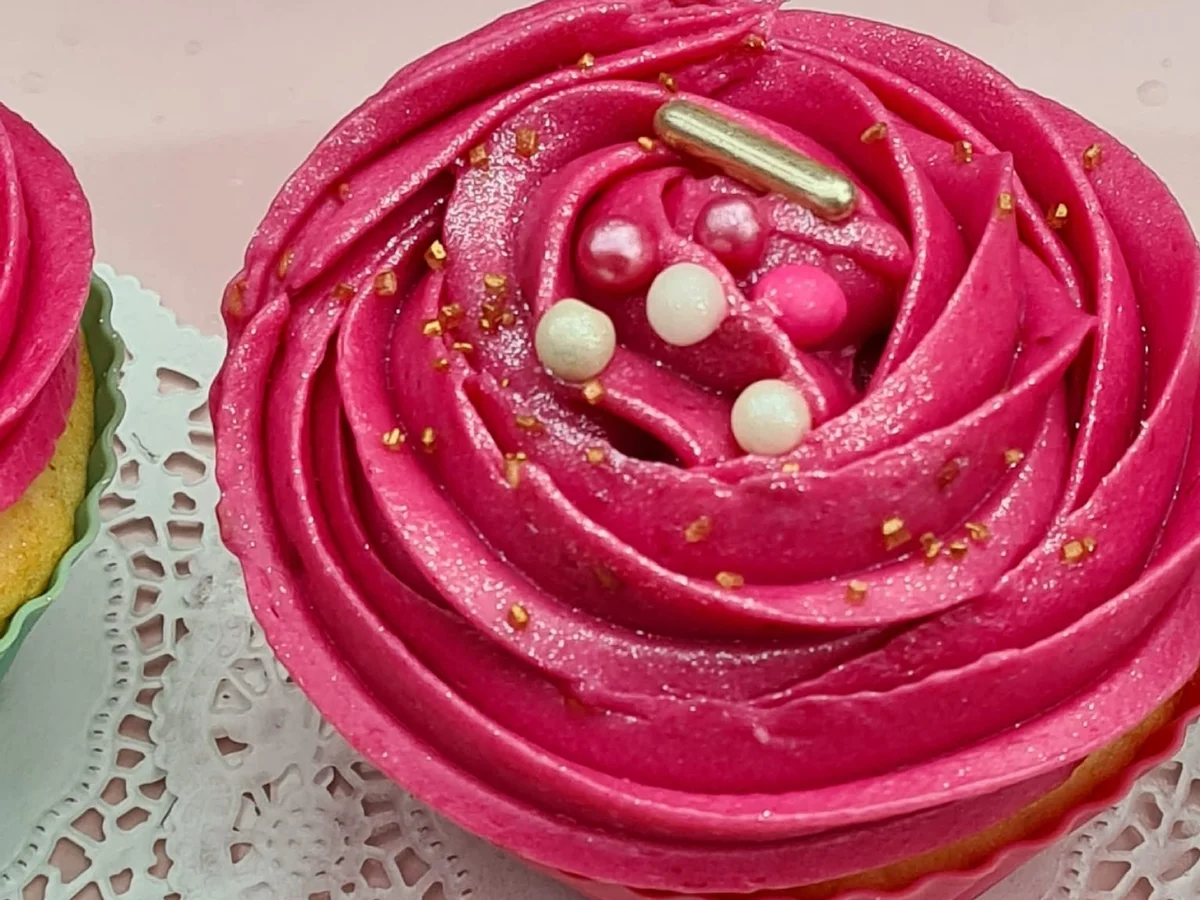 Rezept: Cupcakes mit Ahoibrause Bild Nr. 17456 Cupcakes mit Ahoibrause - Rezept - Bild Nr. 17456