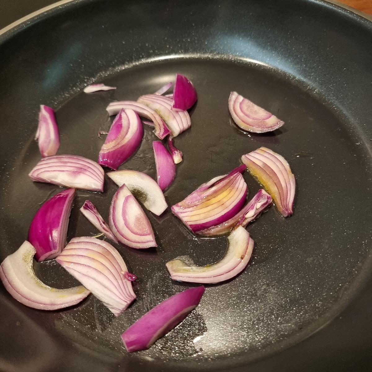 Kartoffel-Blumenkohl-Gemüse mit Geflügel-Wiener-Würstchen - Rezept - Bild Nr. 17459