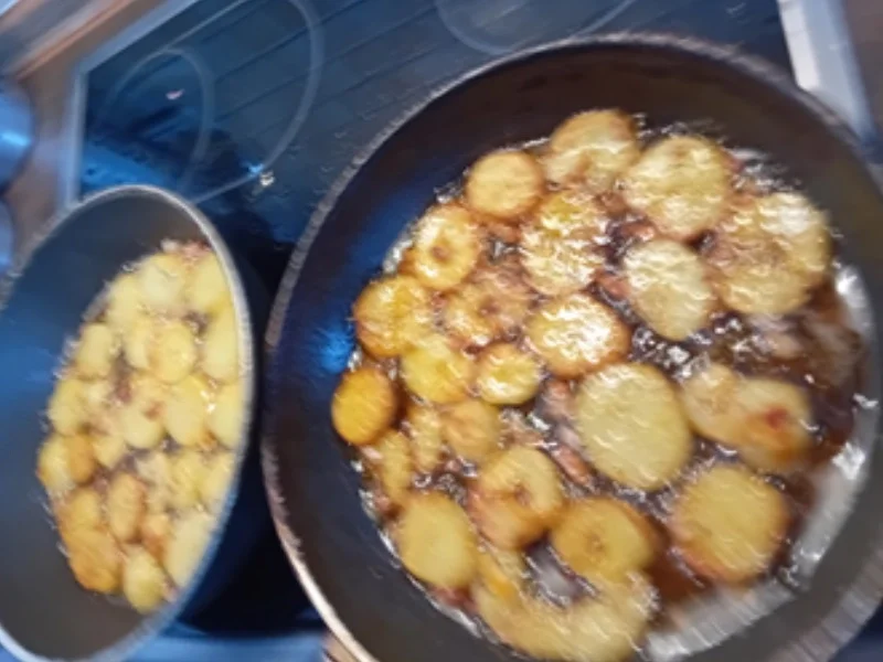 Heringsfilets in Sahnesauce mit herzhaften Bratkartoffeln und Gewürzgurke - Rezept - Bild Nr. 15