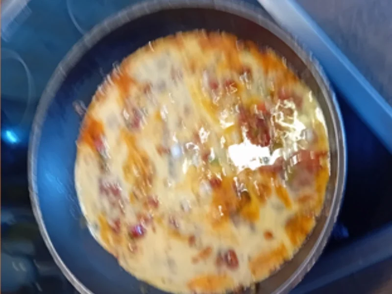 Tomaten mit pfannengerührten Eiern und Mini-Pellkartoffeln - Rezept - Bild Nr. 12