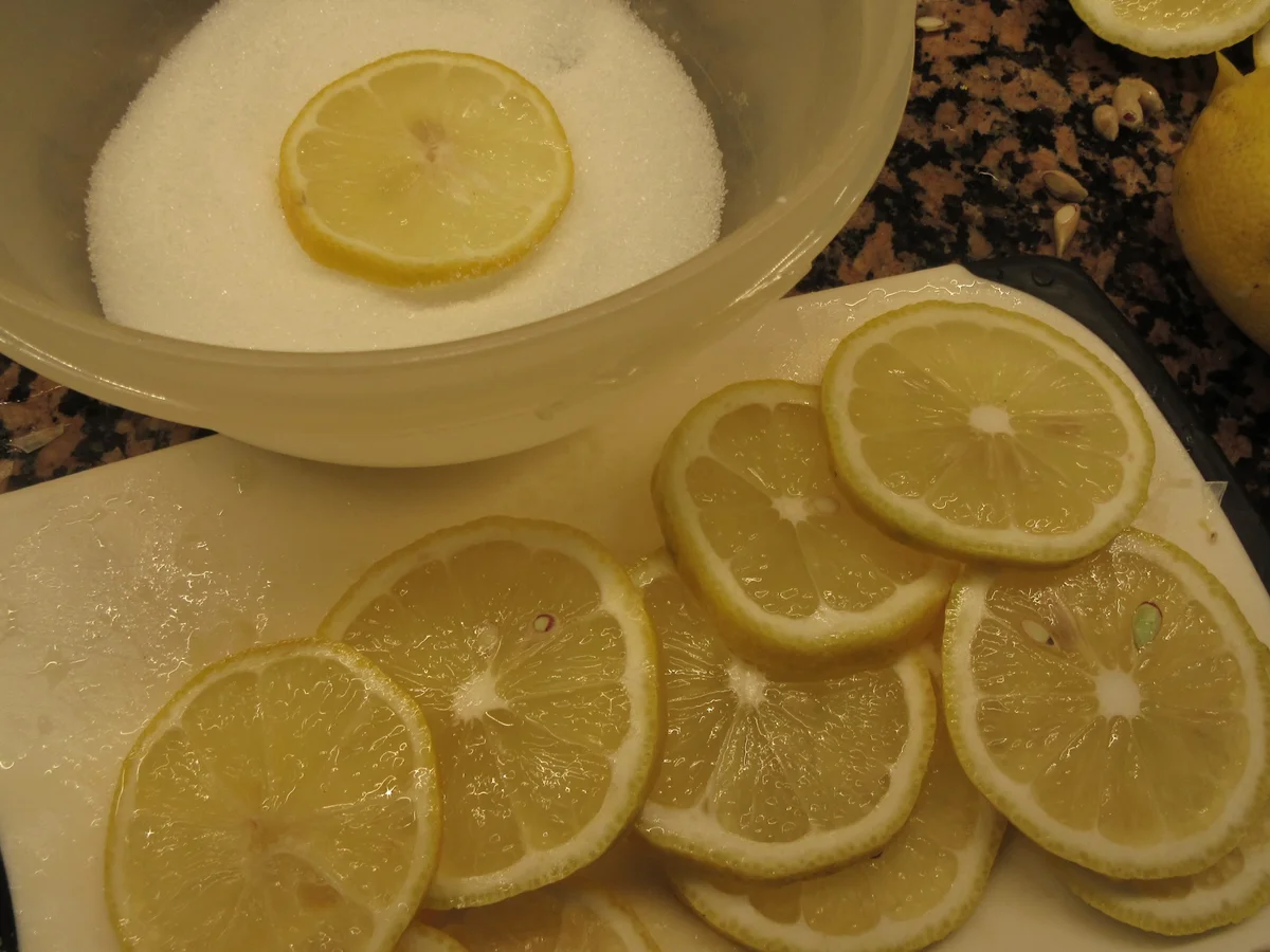 Rezept: Dessert: Zitronen-Flan - gebacken Bild Nr. 17640 Dessert: Zitronen-Flan - gebacken - Rezept - Bild Nr. 17640