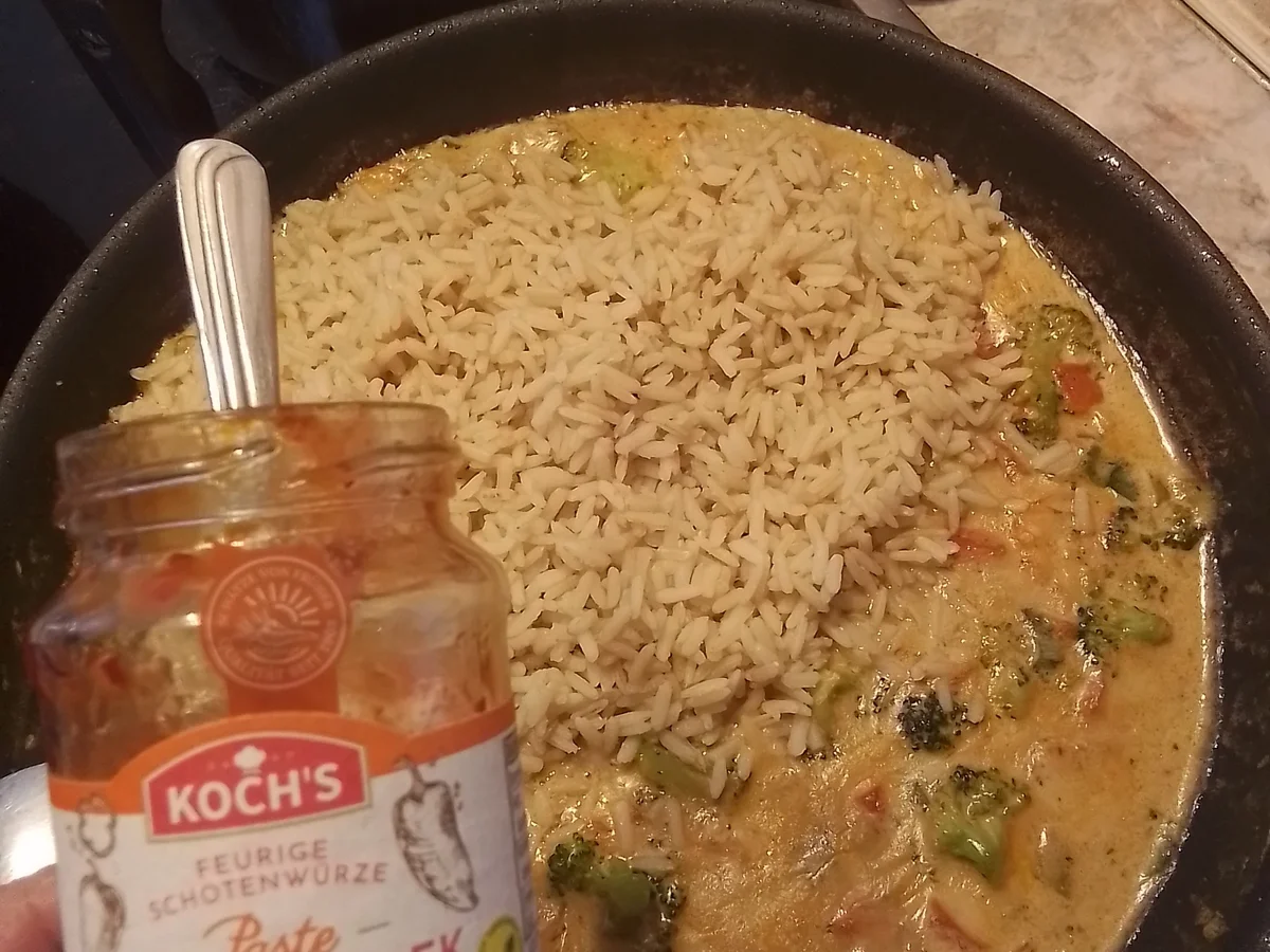 Rezept: Garnelenpfanne mit Gemüse und braunem Reis Bild Nr. 17468 Garnelenpfanne mit Gemüse und braunem Reis - Rezept - Bild Nr. 17468