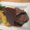 Alt-Willicher-Rinderbraten mit Portweinjus an Prinzessbohnen und Spiralkartoffeln - Rezept - Bild Nr. 2
