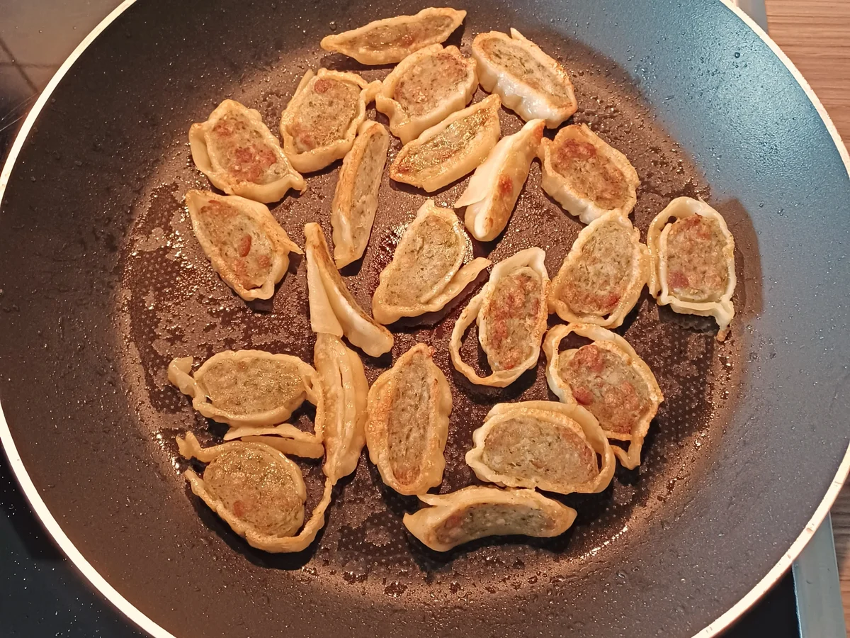 Maultaschenpfanne mit viel Gemüse - Rezept - Bild Nr. 17470
