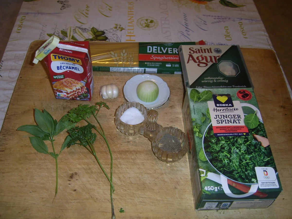 Spagetti mit Spinat-Saint Agur Béchamelsauce - Rezept - Bild Nr. 17478