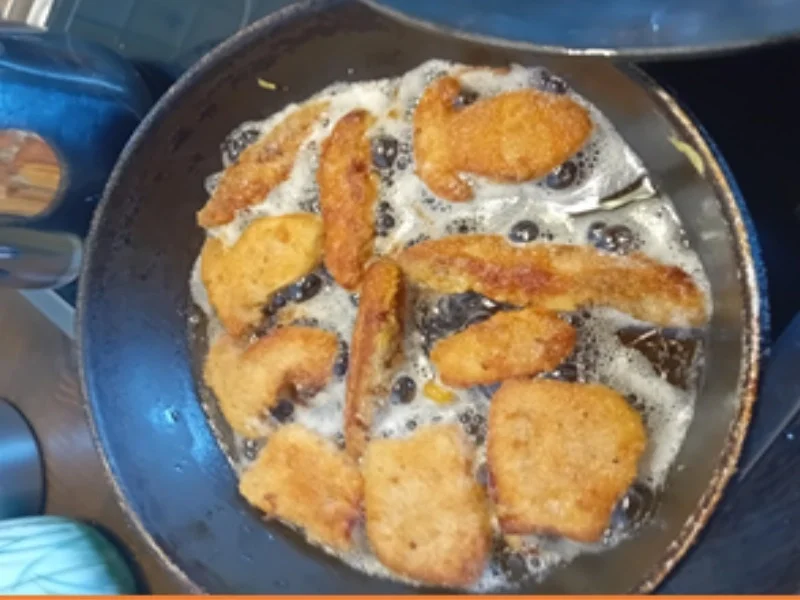 Rezept: Steinpilzschnitzel mit frittierten Blumenkohl im Bier-Teig, Tsatsiki und Drillingen Bild Nr. 17481 Steinpilzschnitzel mit frittierten Blumenkohl im Bier-Teig, Tsatsiki und Drillingen - Rezept - Bild Nr. 17481