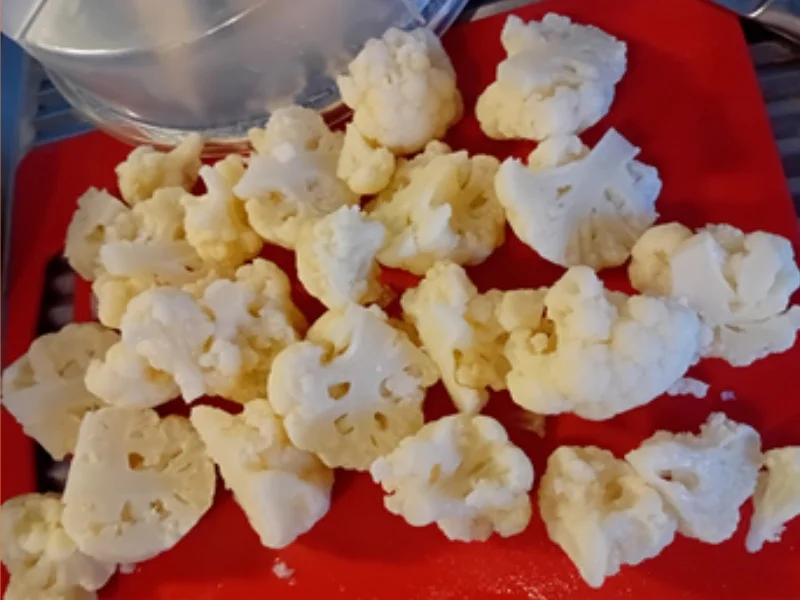 Rezept: Steinpilzschnitzel mit frittierten Blumenkohl im Bier-Teig, Tsatsiki und Drillingen Bild Nr. 17484 Steinpilzschnitzel mit frittierten Blumenkohl im Bier-Teig, Tsatsiki und Drillingen - Rezept - Bild Nr. 17484