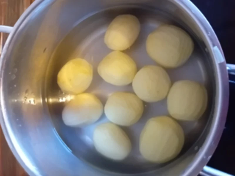 Rezept: Steinpilzschnitzel mit frittierten Blumenkohl im Bier-Teig, Tsatsiki und Drillingen Bild Nr. 17490 Steinpilzschnitzel mit frittierten Blumenkohl im Bier-Teig, Tsatsiki und Drillingen - Rezept - Bild Nr. 17490