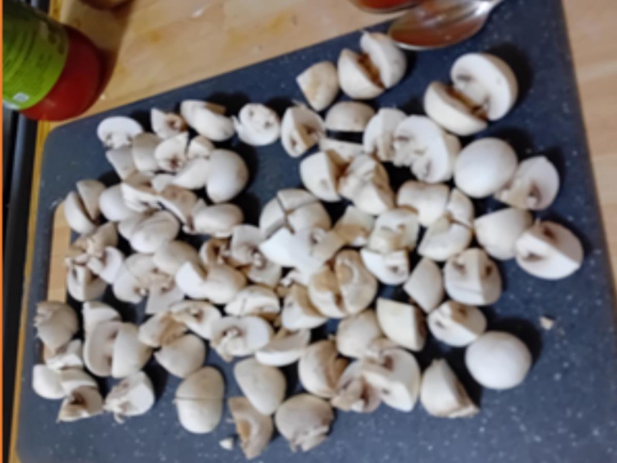 Rinderhackfleischbällchen mit Curry-Reis-Gemüsemix im Wok - Rezept - Bild Nr. 17486