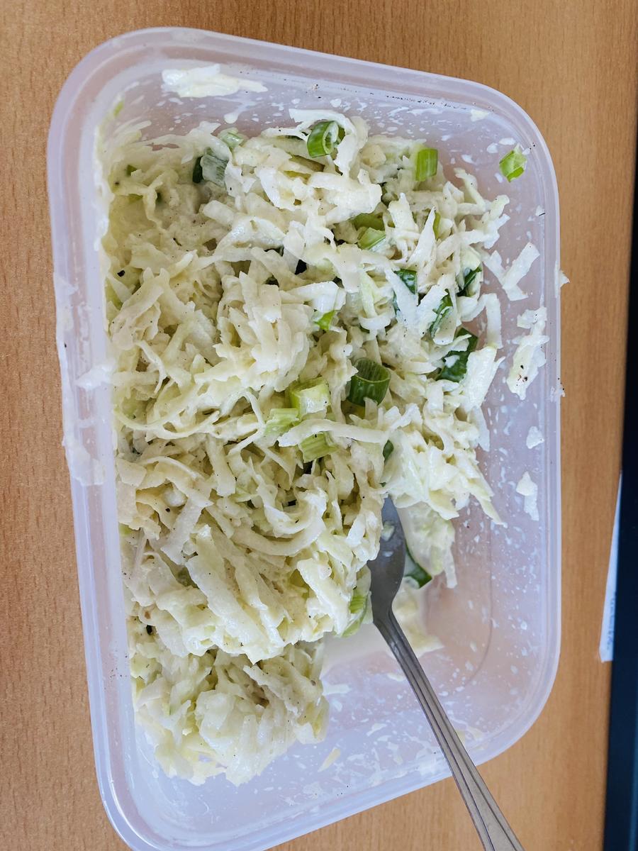 Kohlrabi-Kichererbsen-Salat mit Senf-Zitronen-Dressing - Rezept - Bild Nr. 2