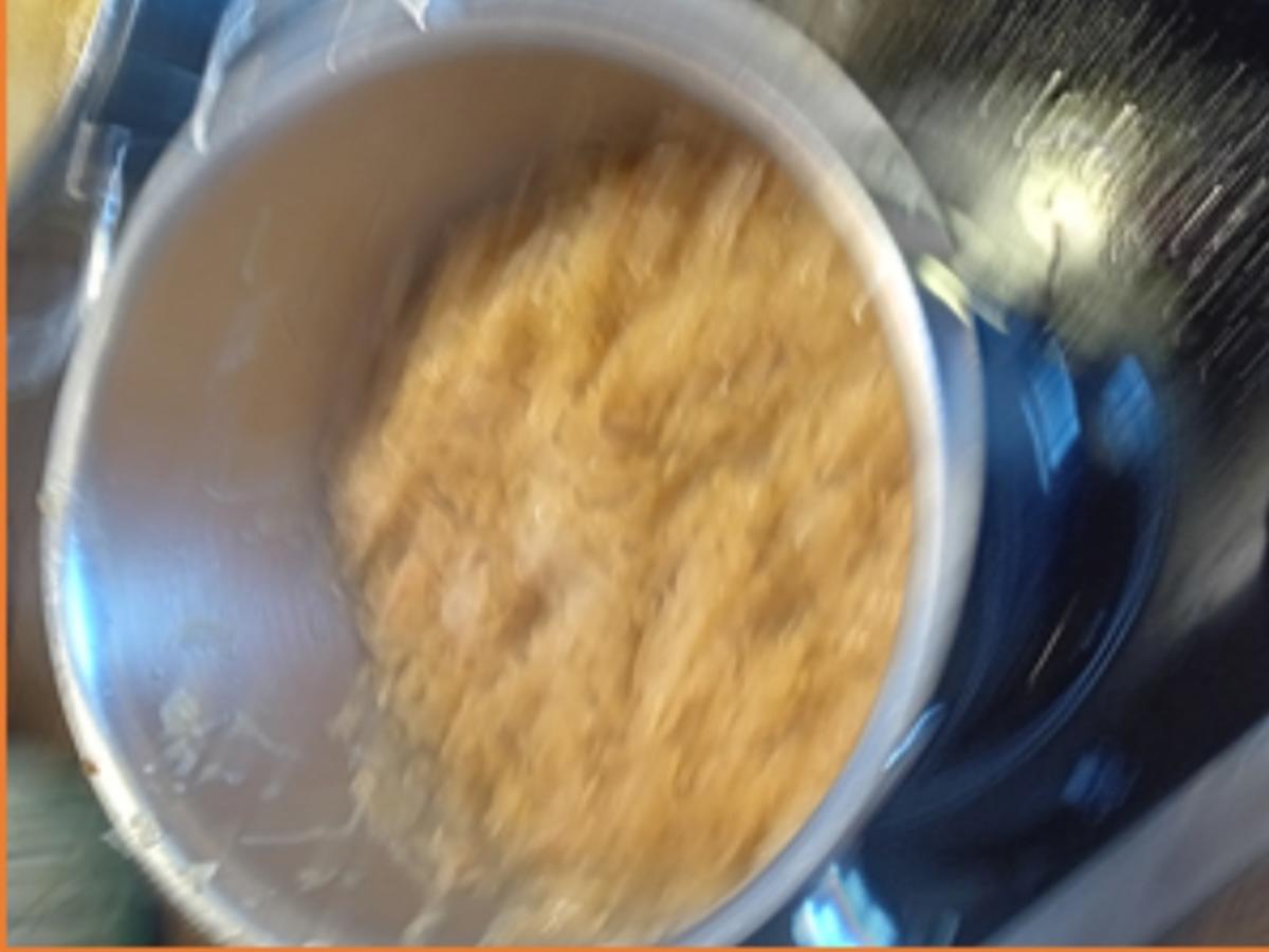 Nürnberger Rostbratwürstchen mit Röstzwiebeln, pikanten Sauerkraut und Kartoffelstampf - Rezept - Bild Nr. 17489