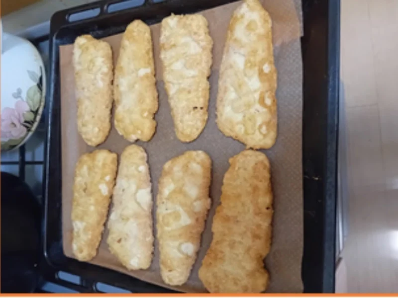 Panierte Kabeljaufilets mit Butter-Buschbohnen und Sellerie-Kartoffelstampf - Rezept - Bild Nr. 3