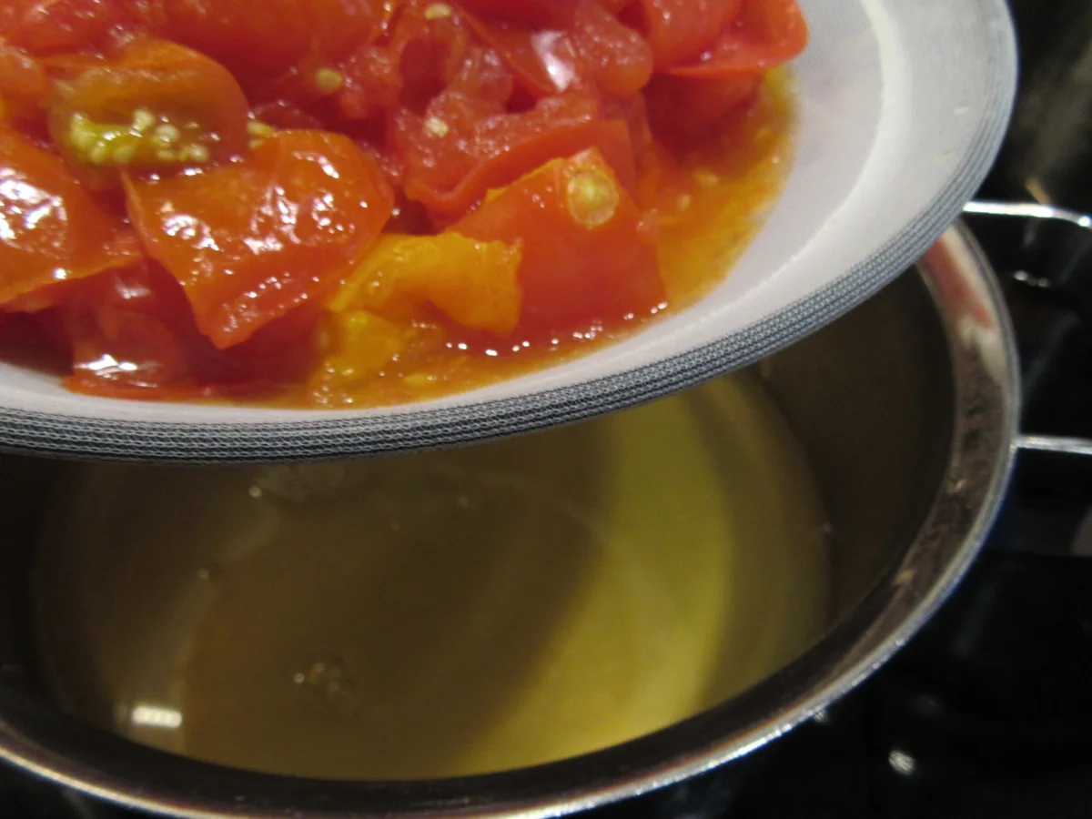 Rezept: Vorrat: Basis für Tomatensoße Bild Nr. 17491 Vorrat: Basis für Tomatensoße - Rezept - Bild Nr. 17491