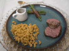 Kalbsfilet mit hausgemachten Knöpfle und Speckbohnen - Rezept - Bild Nr. 2