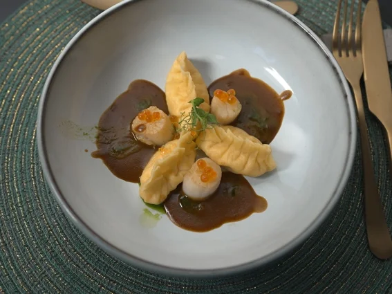 Rezept: Pasta mit Garnele, Muschel und Bisque Bild Nr. 2 Pasta mit Garnele, Muschel und Bisque - Rezept - Bild Nr. 2