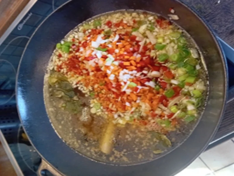 Sichuan Suppeneintopf mit Hackfleisch, Gemüsemix, Glasnudeln und Ei - Rezept - Bild Nr. 8