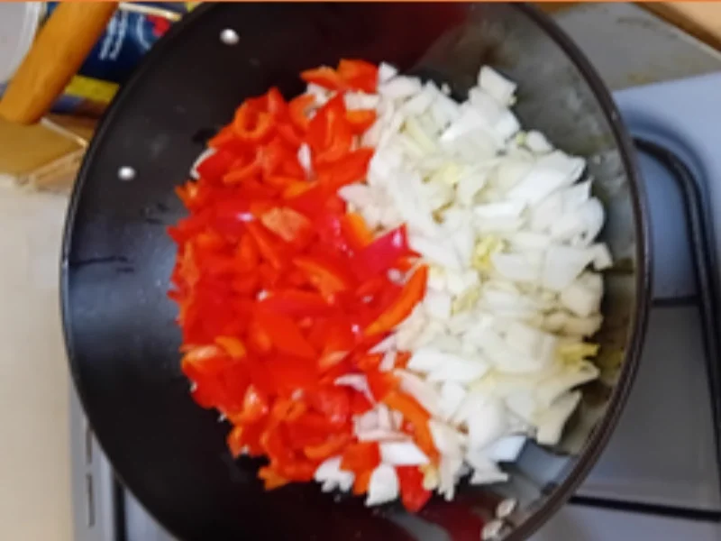 Biryani Masala mit Gemüsemix, Hähnchenfleisch, Ei und Reis - Rezept - Bild Nr. 17506