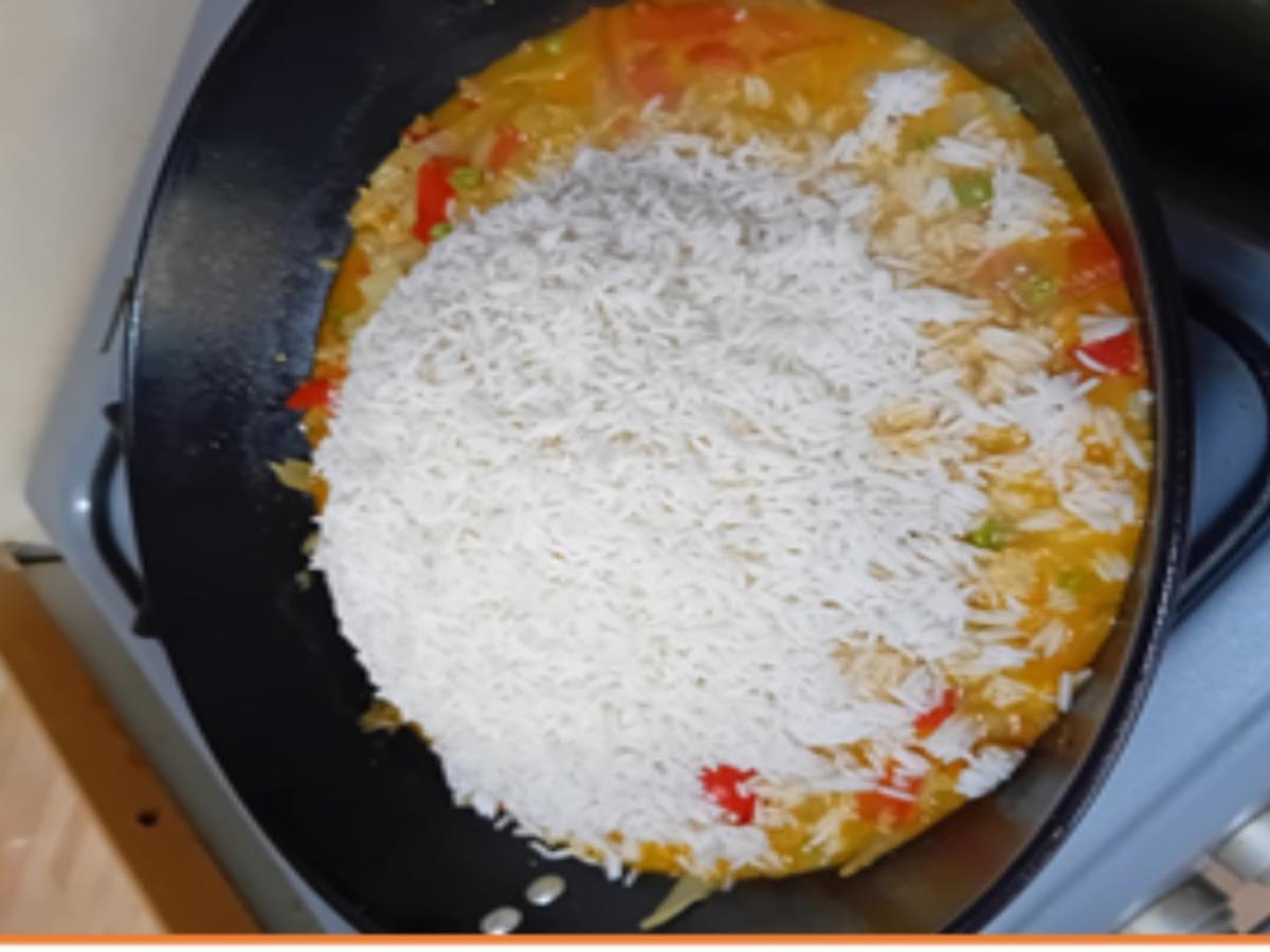 Biryani Masala mit Gemüsemix, Hähnchenfleisch, Ei und Reis - Rezept - Bild Nr. 17511