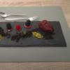 Rosmarin-Vanille-Creme mit Schoko-Crumble, geeisten Beeren und Pistazie - Rezept - Bild Nr. 2