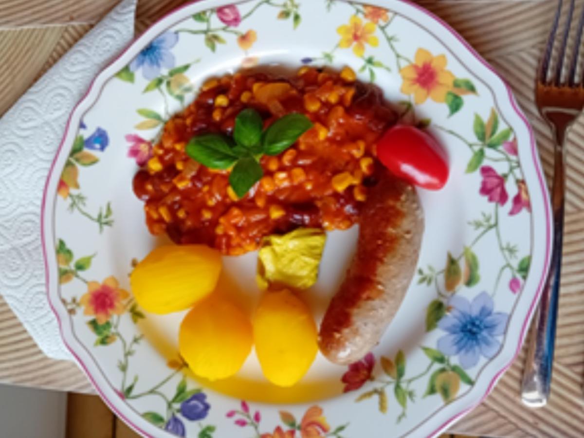 Bratwurst mit Mais-Kidneybohnen-Gemüse und Drillingen - Rezept - Bild Nr. 2