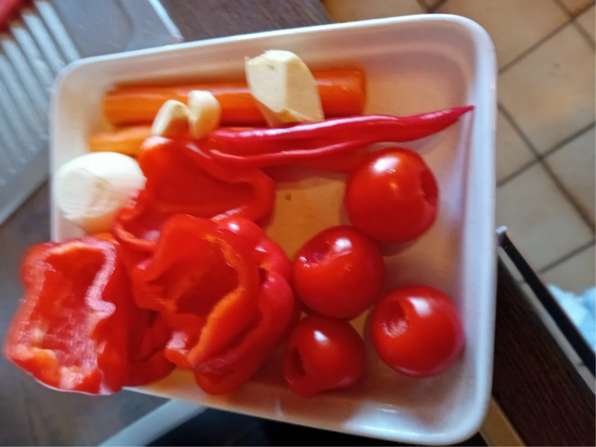 Paprika-Tomaten-Chili-Suppe - Rezept - Bild Nr. 5