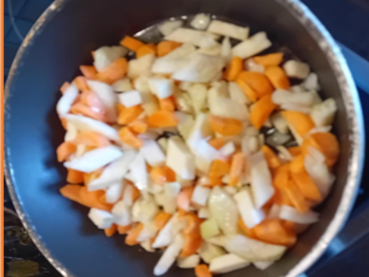 Kabeljaufilet mit Möhren-Kohlrabi-Rahmgemüse - Rezept - Bild Nr. 11