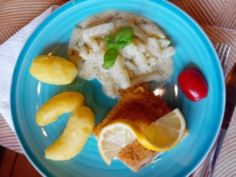 Schlemmer-Filet à la Bordelaise mit Rahm-Kohlrabi und Pellkartoffeln - Rezept - Bild Nr. 10