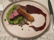 Sous-Vide gegartes Kalbsfilet, Erbsenpüree, Erbsen, Jus, Polentasticks - Rezept - Bild Nr. 17504
