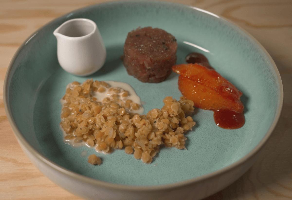 Thunfischtatar mit roten Linsen und Orangensugo - Rezept - Bild Nr. 2