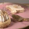 Limetten-Cheesecake mit versteckter Himbeere in flambierter Baiserhaube - Rezept - Bild Nr. 2