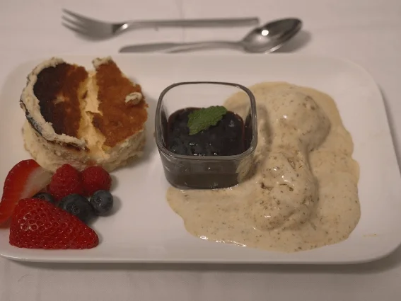 Cheesecake mit Beere und Pistazie - Rezept - Bild Nr. 2