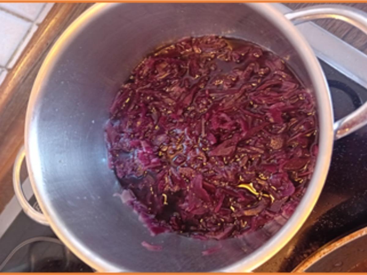 Schwartenwurst mit Rotkohl und Drillingen - Rezept - Bild Nr. 6