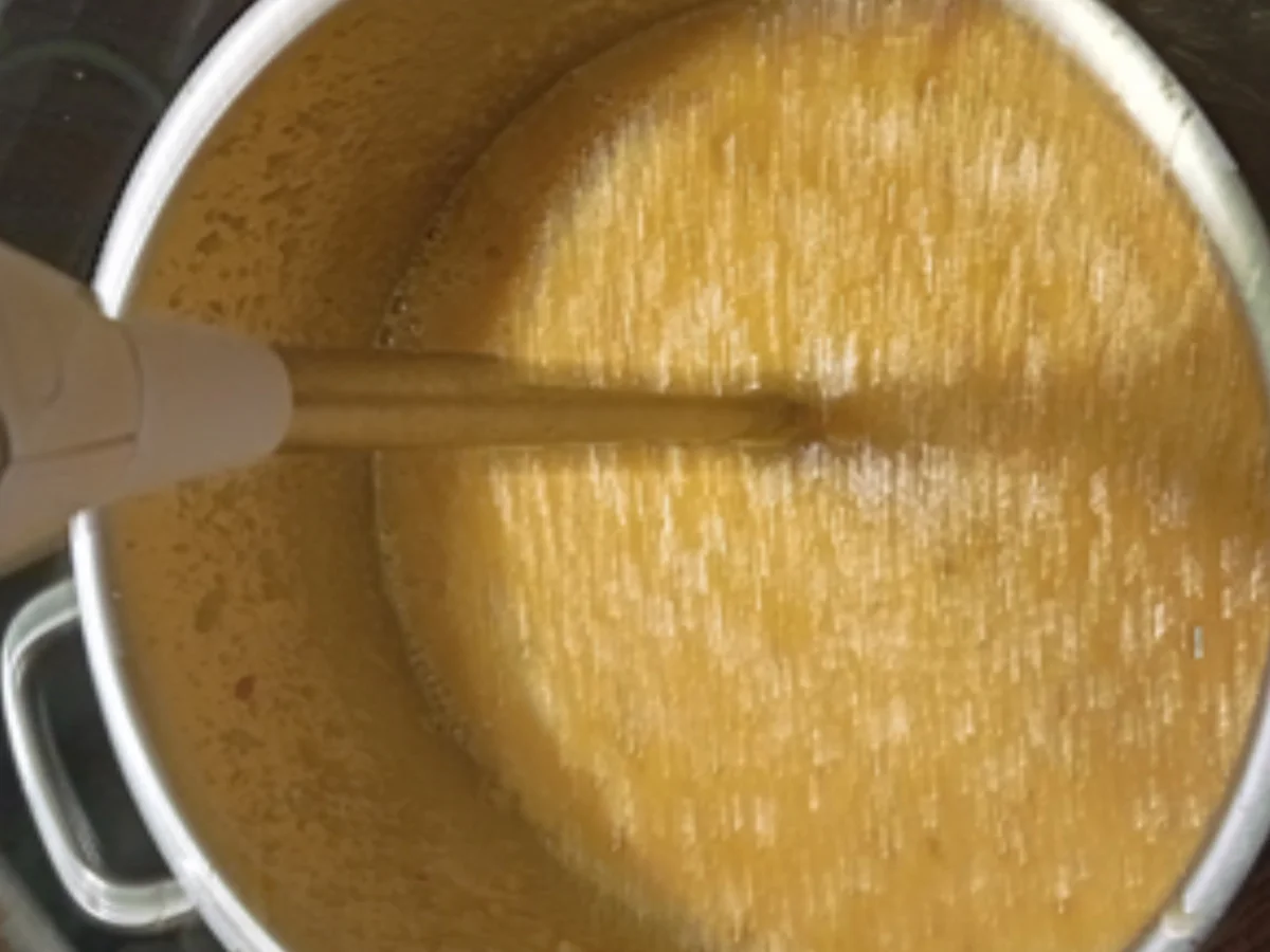 Möhren-Zwiebel-Porree-Apfel-Cremesuppe - Rezept - Bild Nr. 17508