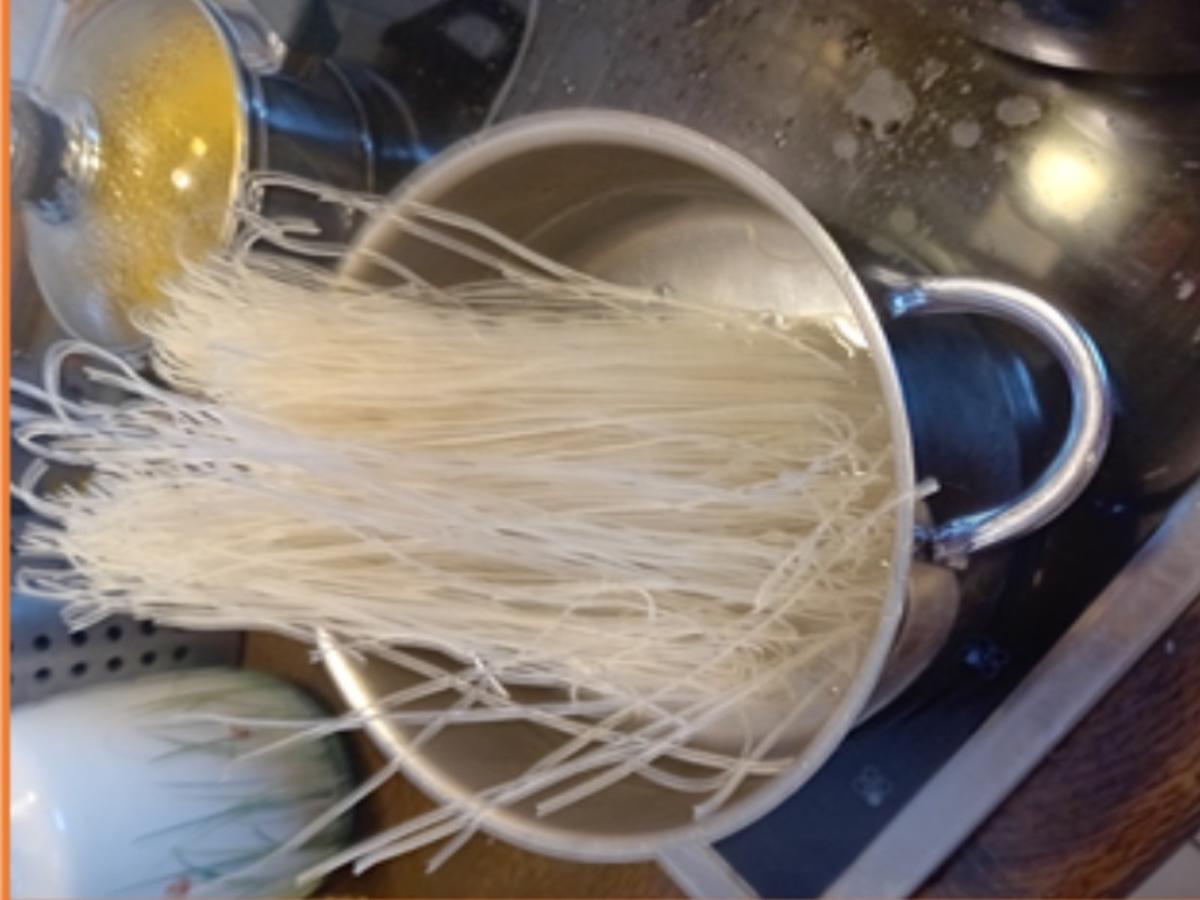 XXL-Hühnersuppe mit asiatischer Note - Rezept - Bild Nr. 12