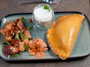 Erdbeer-Papaya Salat mit Kräuter-Smoothie und Schafskäse-Teigtaschen - Rezept - Bild Nr. 17506