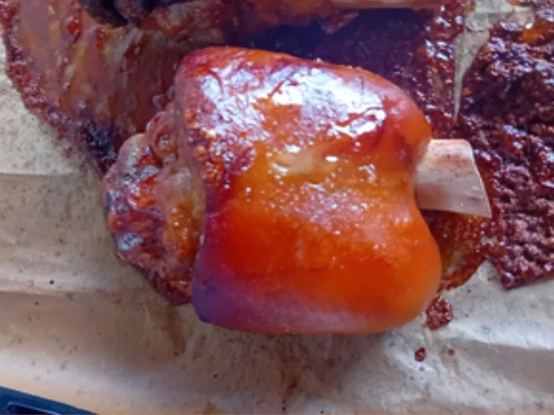 Grilhaxe mit herzhaften Sauerkraut und Bauerbrot - Rezept - Bild Nr. 5