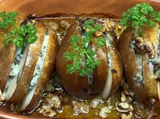 Rezept: Birnen mit Gorgonzola, Honig und Nüssen Bild Nr. 17507 Birnen mit Gorgonzola, Honig und Nüssen - Rezept - Bild Nr. 17507