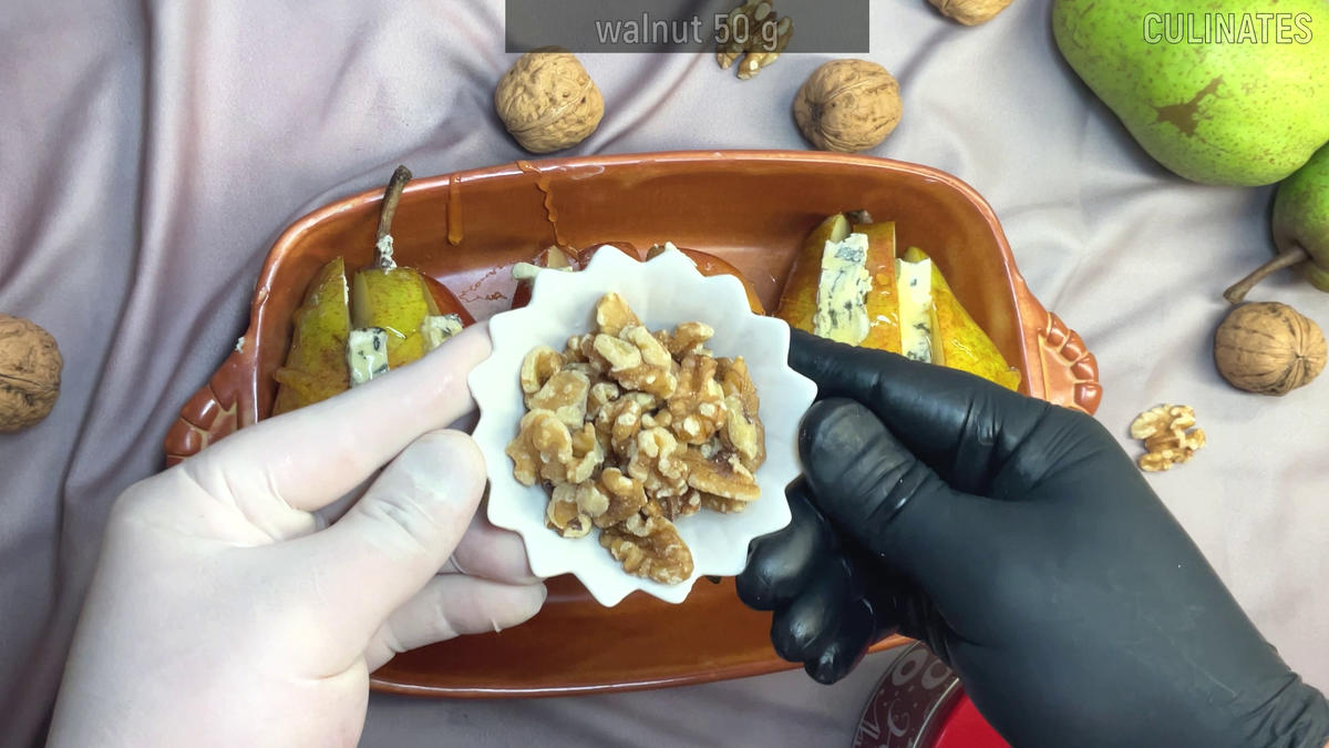 ???????? Birnen mit Gorgonzola, Honig und Nüssen - Rezept - Bild Nr. 17511