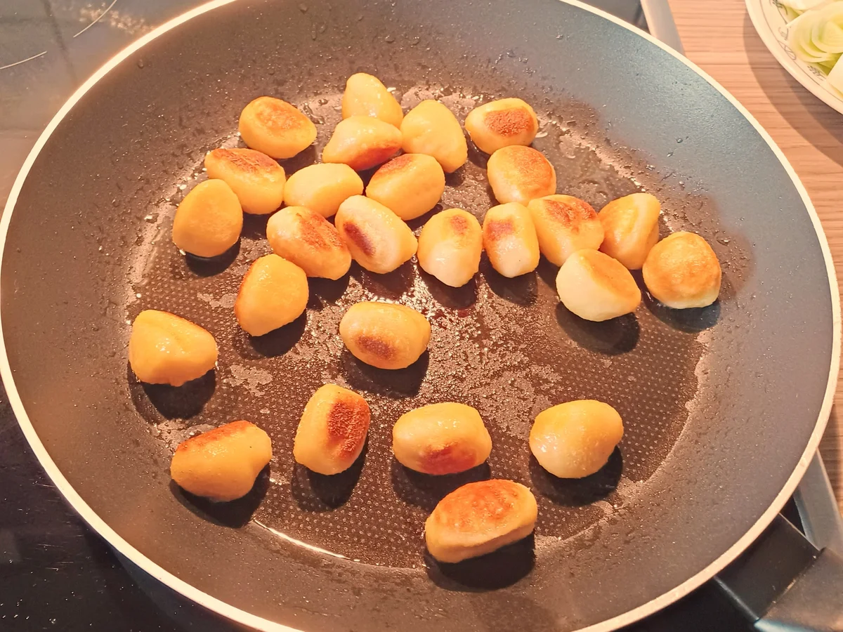 Gnocchipfanne mit Lauch und Champignons - Rezept - Bild Nr. 3