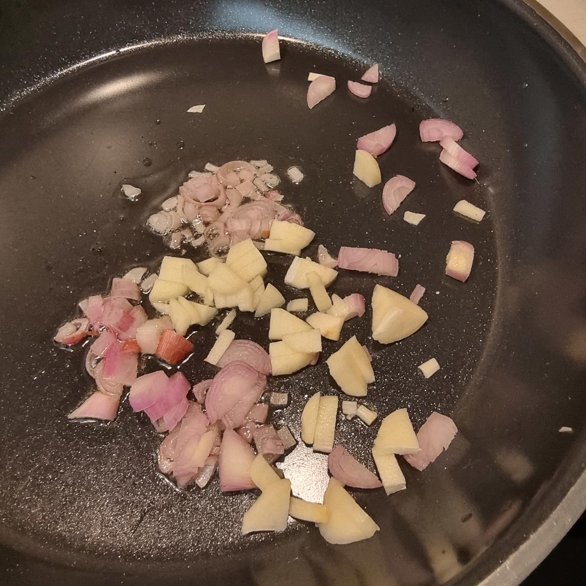 Spaghetti mit Spinat-Ziegenkäse -Sahne - Rezept - Bild Nr. 17509